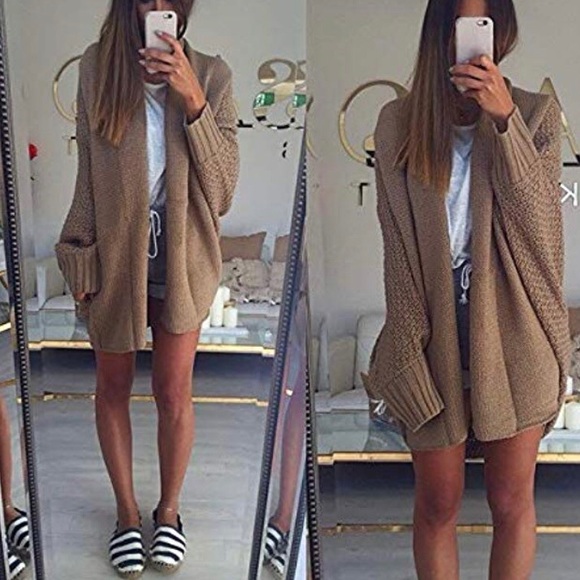 ✦NWT Oversized Loose Batwing Sleeve Taupe✦ - Picture 4 of 6